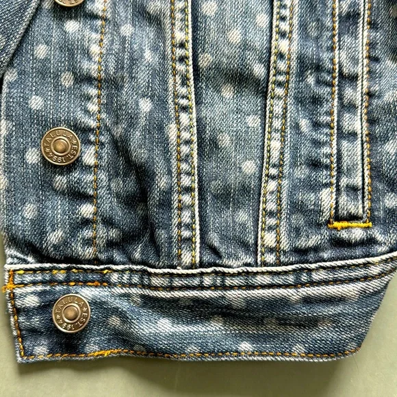 Aritzia Denim Vest - Picture 5 of 6